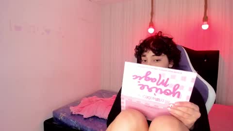 Snapshot of miku_katsuragi chatting on October 2025 01:34:01 AM miku katsuragi online show from October 2025 01:34:01 AM