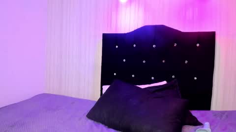 Snapshot of miku_katsuragi chatting on November 2025 12:10:01 AM miku katsuragi online show from November 2025 12:10:01 AM