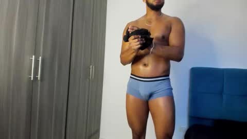 Snapshot of miky_xxx chatting on October 2025 02:22:02 AM Miky online show from October 2025 02:22:02 AM