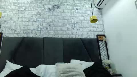 Snapshot of mila_adamss chatting on January 2025 10:54:01 AM mila_adamss online show from January 2025 10:54:01 AM