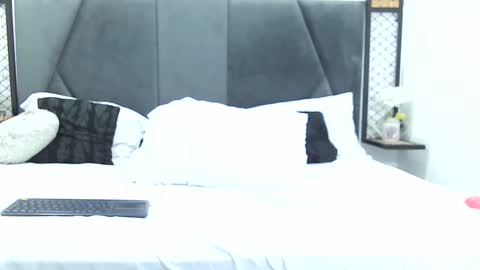 Snapshot of mila_adamss chatting on February 2025 01:22:01 AM mila_adamss online show from February 2025 01:22:01 AM