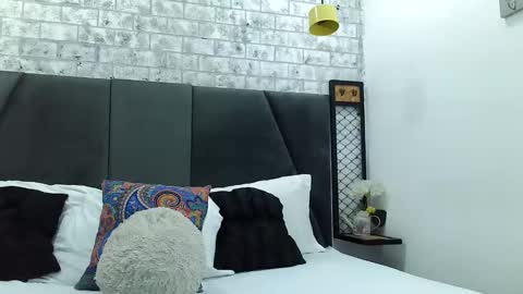 Snapshot of mila_adamss chatting on February 2025 11:39:02 AM mila_adamss online show from February 2025 11:39:02 AM