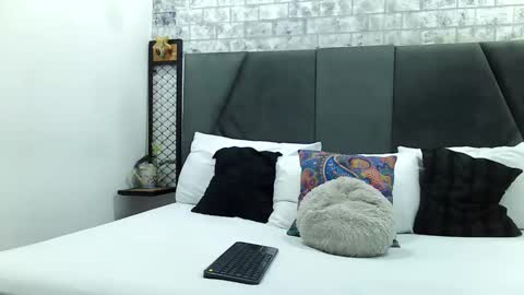 Snapshot of mila_adamss chatting on February 2025 11:06:02 AM mila_adamss online show from February 2025 11:06:02 AM