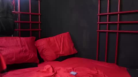 Snapshot of mila_and_nia chatting on November 2025 04:00:02 AM Mila and Nia online show from November 2025 04:00:02 AM