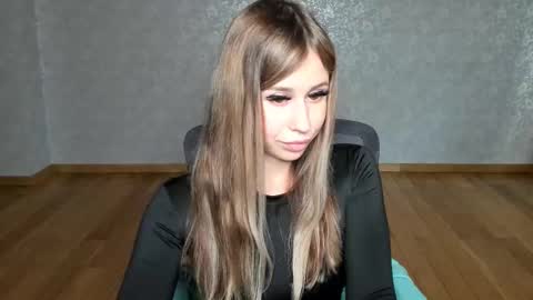 Camilla online show from September 2025 02:49:02 AM