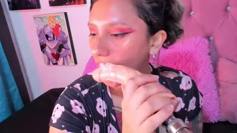 Snapshot of mila_nixon01 chatting on October 2025 04:53:02 AM MILA online show from October 2025 04:53:02 AM