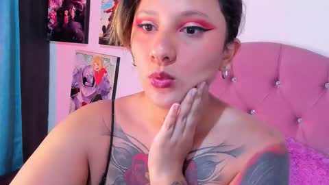 Snapshot of mila_nixon01 chatting on October 2025 11:21:01 AM MILA online show from October 2025 11:21:01 AM