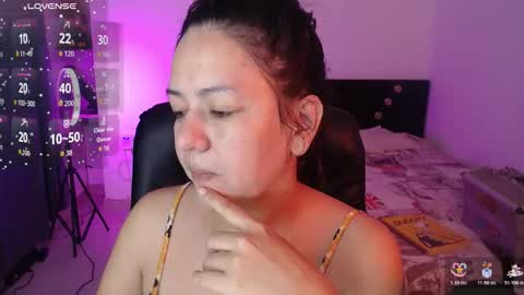 Snapshot of mila_phoenix chatting on October 2025 10:01:01 AM mila_phoenix online show from October 2025 10:01:01 AM