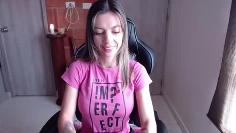 milacoxx8819 online show from January 2025 01:53:02 PM