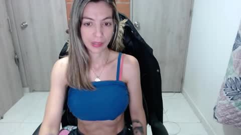 milacoxx8819 online show from February 2025 11:54:01 AM