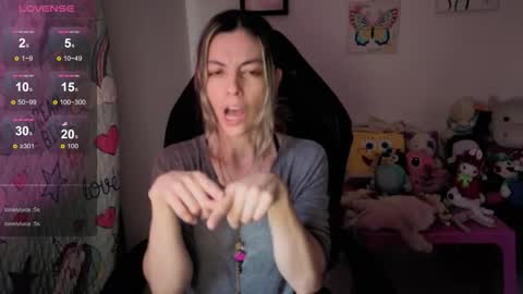 milacoxx8819 online show from September 2025 05:35:01 PM