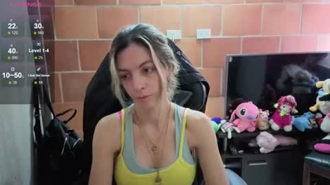 Snapshot of milacoxx8819 chatting on October 2025 05:43:01 PM milacoxx8819 online show from October 2025 05:43:01 PM