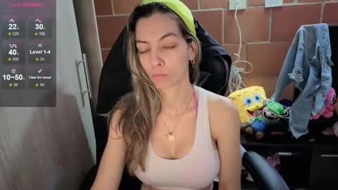 Snapshot of milacoxx8819 chatting on October 2025 04:49:01 PM milacoxx8819 online show from October 2025 04:49:01 PM