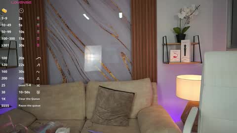 milacrave online show from September 2025 11:48:01 AM