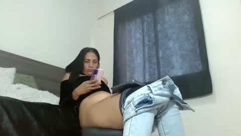 mila online show from January 2025 04:01:02 PM