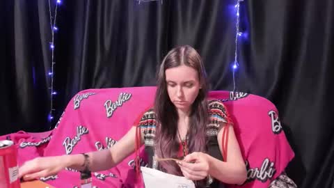 MilAna online show from September 2025 07:46:02 PM