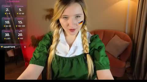 Milana online show from September 2025 10:02:01 PM