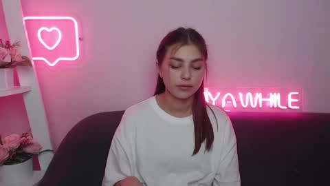 milanaangelas online show from December 2024 10:13:02 AM