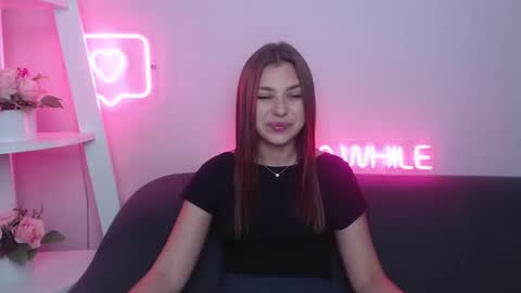 milanaangelas online show from February 2025 05:36:01 AM