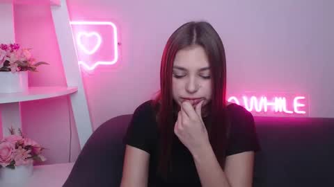 milanaangelas online show from February 2025 06:15:02 AM