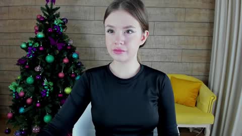 MilanaBalmain online show from December 2024 04:15:02 AM