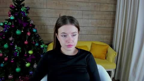 MilanaBalmain online show from December 2024 01:39:01 PM