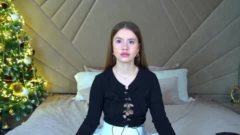 MilanaBalmain online show from December 2024 04:40:01 AM
