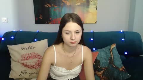 milanaroz online show from December 2024 09:28:02 AM
