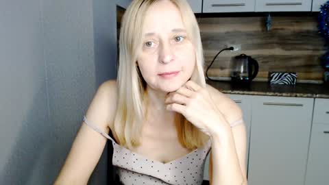 Milena online show from January 2025 05:27:01 AM