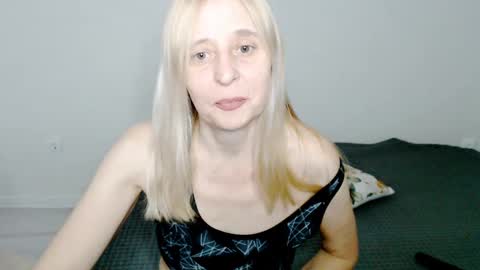Milena online show from February 2025 04:26:01 AM