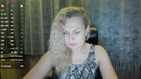 milanna_x online show from October 2025 09:22:01 PM