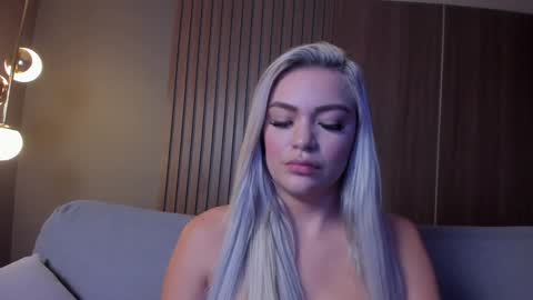 Sexy Mila  online show from January 2025 03:07:01 PM