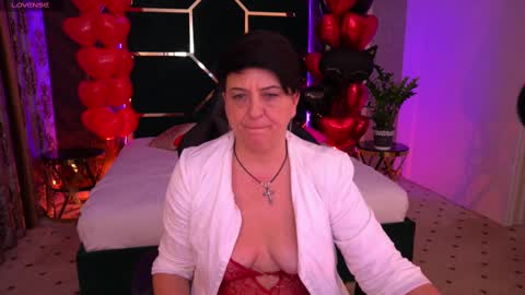 milaskyy online show from February 2025 05:26:01 PM