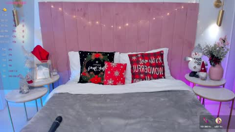 Snapshot of milavox chatting on December 2024 05:52:02 AM Mia online show from December 2024 05:52:02 AM