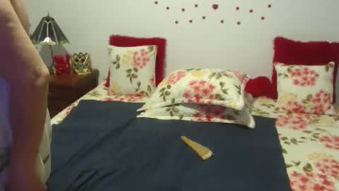 Snapshot of milchanell chatting on October 2025 05:28:02 AM milchanell online show from October 2025 05:28:02 AM