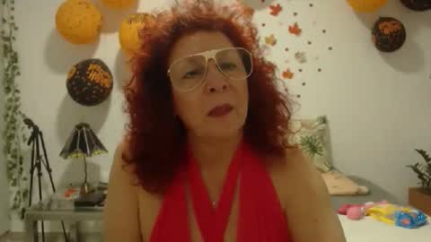 Snapshot of milchanell chatting on October 2025 07:01:02 AM milchanell online show from October 2025 07:01:02 AM