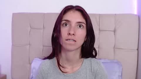 Ana online show from December 2024 08:00:02 PM