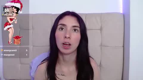 Ana online show from December 2024 10:13:01 PM