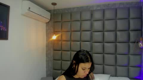 Milena  online show from February 2025 03:37:02 AM