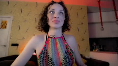 Milena Hardy online show from January 2025 04:50:01 AM
