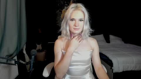 Milena online show from December 2024 06:28:02 PM