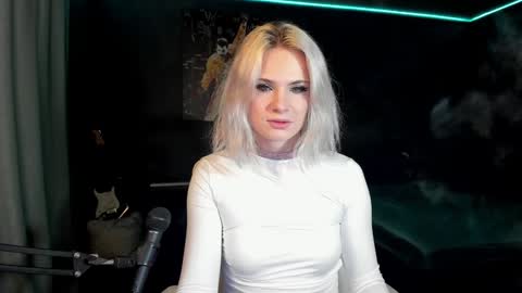 Milena online show from January 2025 12:30:01 AM