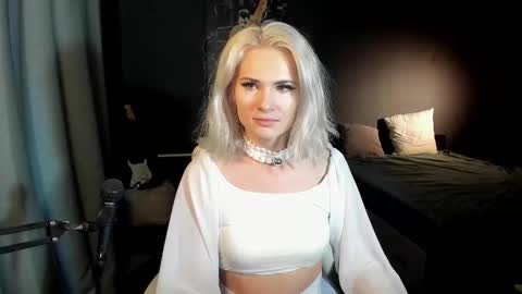 Milena online show from February 2025 06:43:02 AM