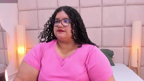 Snapshot of miley_colins0 chatting on November 2025 09:05:02 PM Miley online show from November 2025 09:05:02 PM