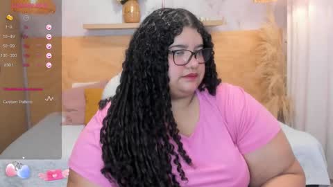 Snapshot of miley_colins0 chatting on November 2025 12:59:01 PM Miley online show from November 2025 12:59:01 PM