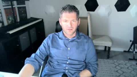 Snapshot of milf_hunter567 chatting on October 2025 11:01:02 PM milf_hunter567 online show from October 2025 11:01:02 PM