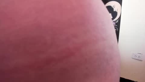 Snapshot of milf_onlyseduction chatting on October 2025 02:05:02 PM Isabella online show from October 2025 02:05:02 PM