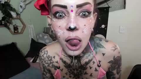 Snapshot of milf_onlyseduction chatting on October 2025 01:45:01 PM Isabella online show from October 2025 01:45:01 PM