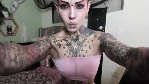 Snapshot of milf_onlyseduction chatting on November 2025 01:10:02 PM Isabella online show from November 2025 01:10:02 PM