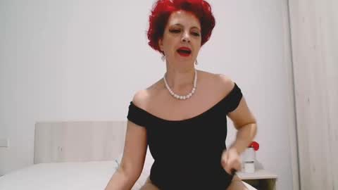 Snapshot of milffsupreme chatting on December 2024 03:37:02 PM Milfsupreme online show from December 2024 03:37:02 PM